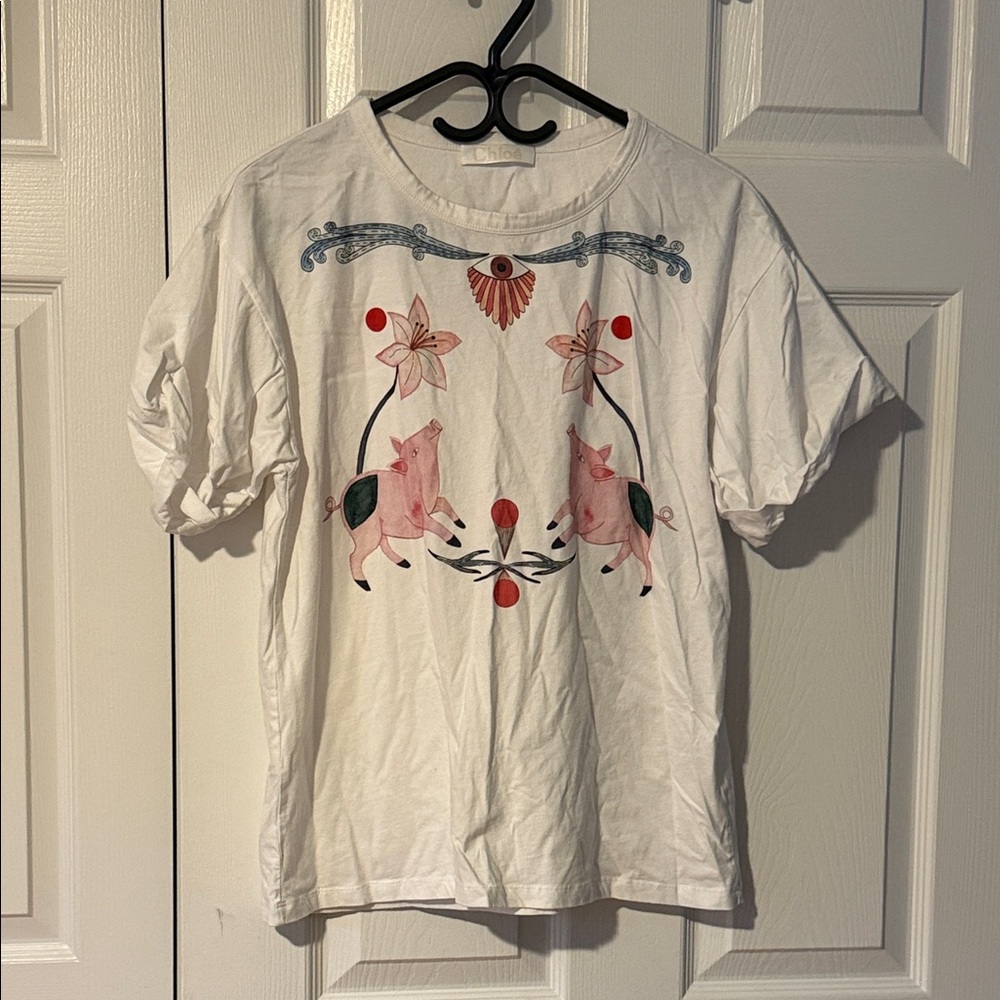 Whimsical Pig Graphic T-Shirt